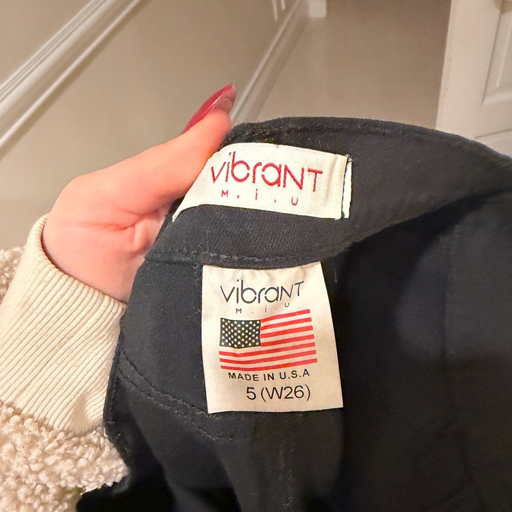 Vibrant Miu Black Skinny Jeans View 3